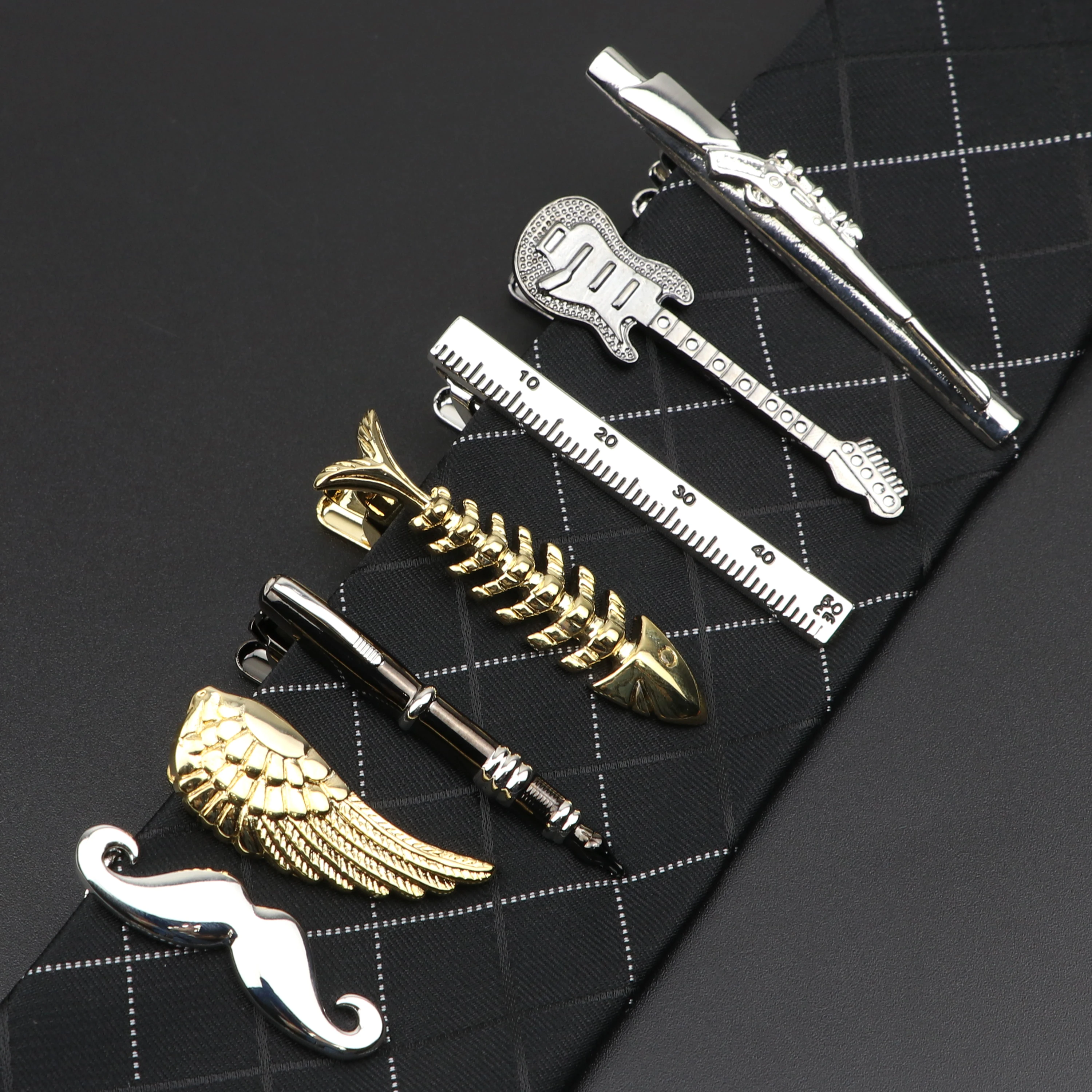 Men\'s Metal Tie Clip Luxury Airplane Beard Sword Dinosaur Pen Guitar Shape New Design Fashion Wedding Party Bar Tie Accessories