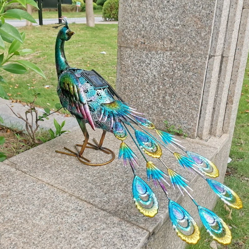 Imagem -06 - Estátuas Pavão Decoração do Jardim Lâmpada ao ar Livre Estatueta Oca Caminho Gramado Escultura de Metal Luzes Solares 2023