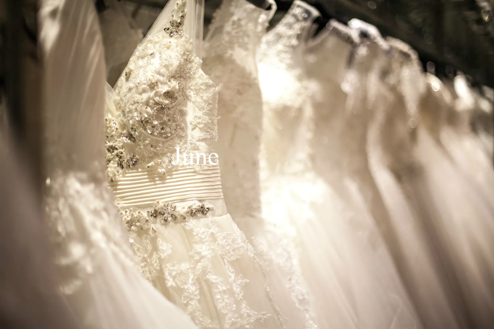 Luxury Wedding Robe Dress Customized Extra Puffy Ruffles Beading Tulle Beach Bridal Gowns for Photoshoot Vestidos de Novia