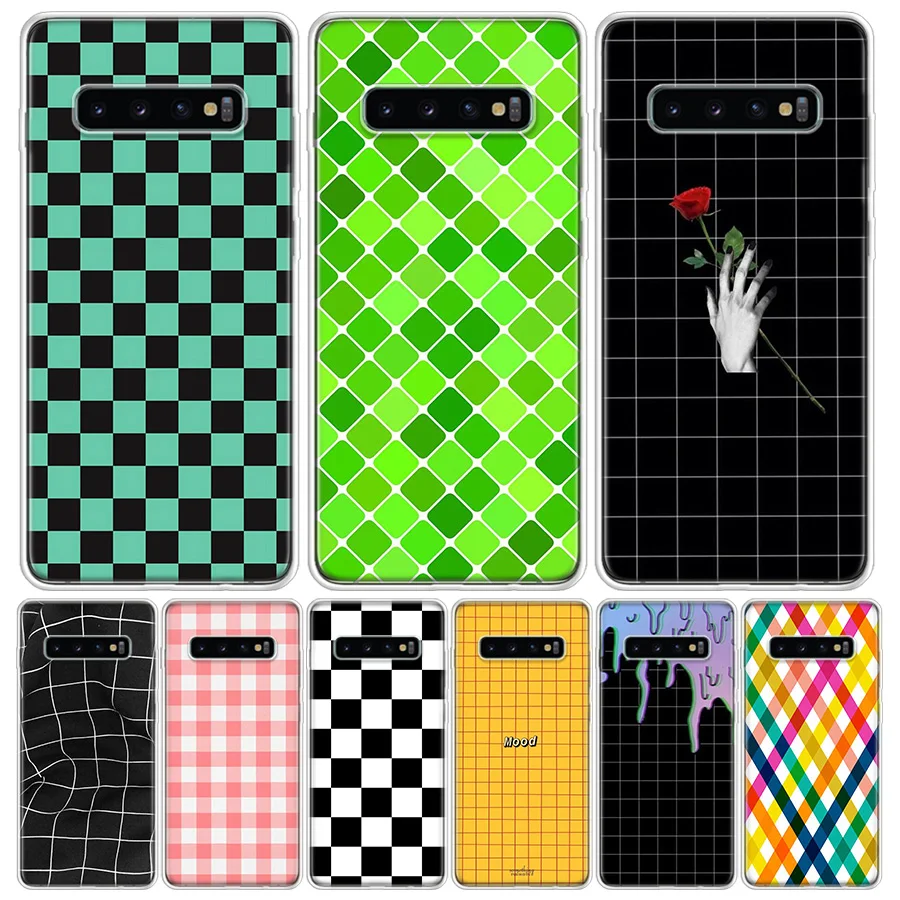 Black and white chess board Phone Case For Samsung Galaxy S24 S22 S23 Ultra S20 FE S10 S21 Plus S10E S9 S8 + Coque Back Cover