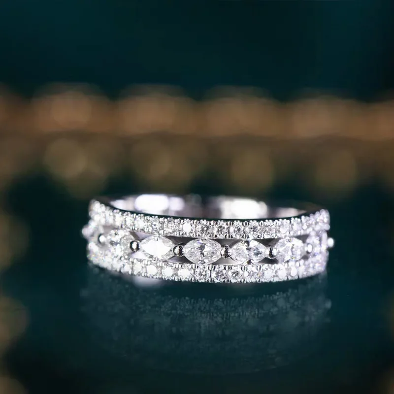 Huitan Fashion luksusowe obrączki damskie pierścionki na palce prosta konstrukcja kryształowa cyrkonia pierścionki zaręczynowe oświadczenie biżuteria — zdjęcie 4