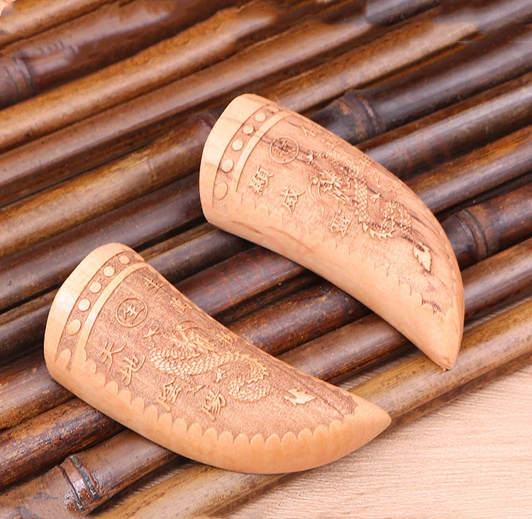 Taoist supplies, natural peach wood, water bamboo cup, holy hexagram, Yin Yang hexagram, divination tools