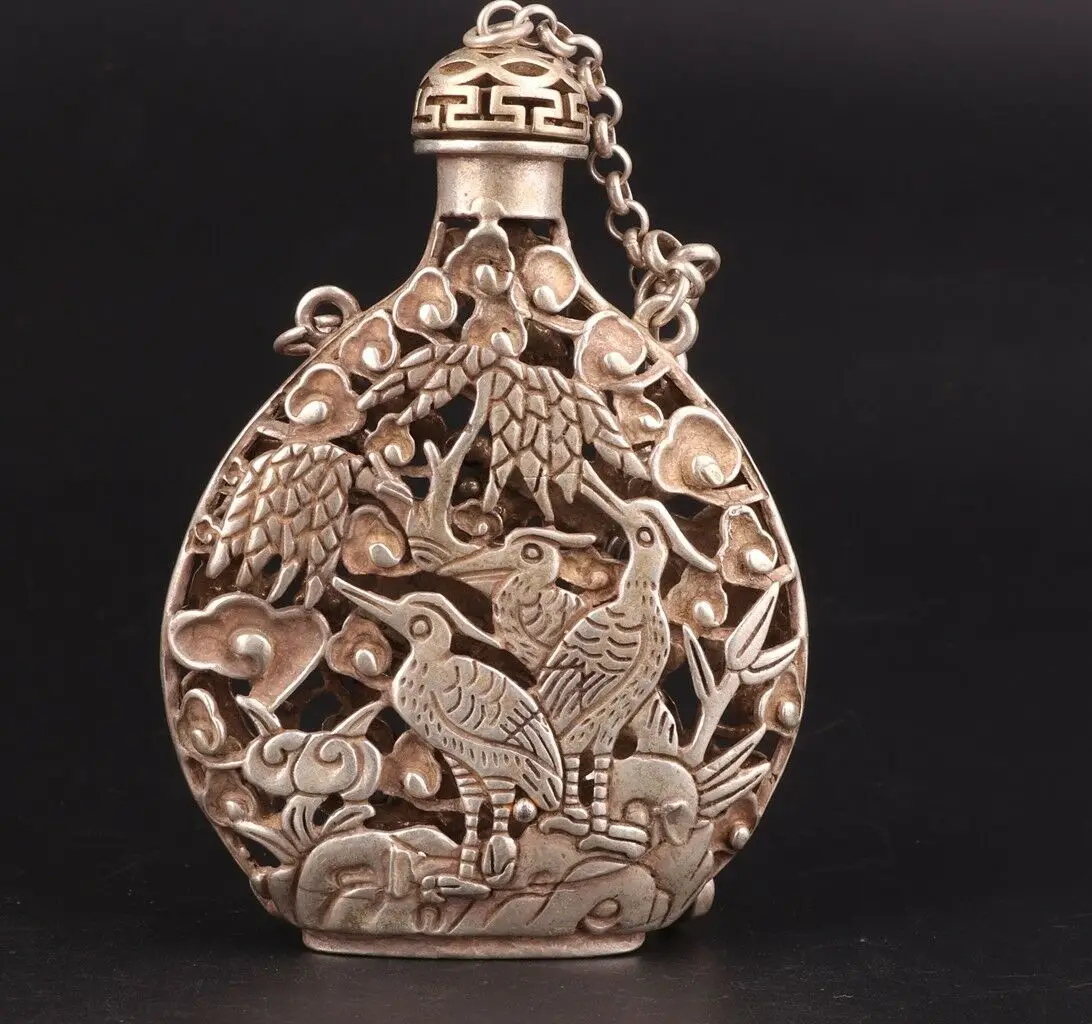 

RARE CHINA TIBET SILVER PENDANT SNUFF BOTTLE HOLLOWED OUT CRANE MASCOT GIFT