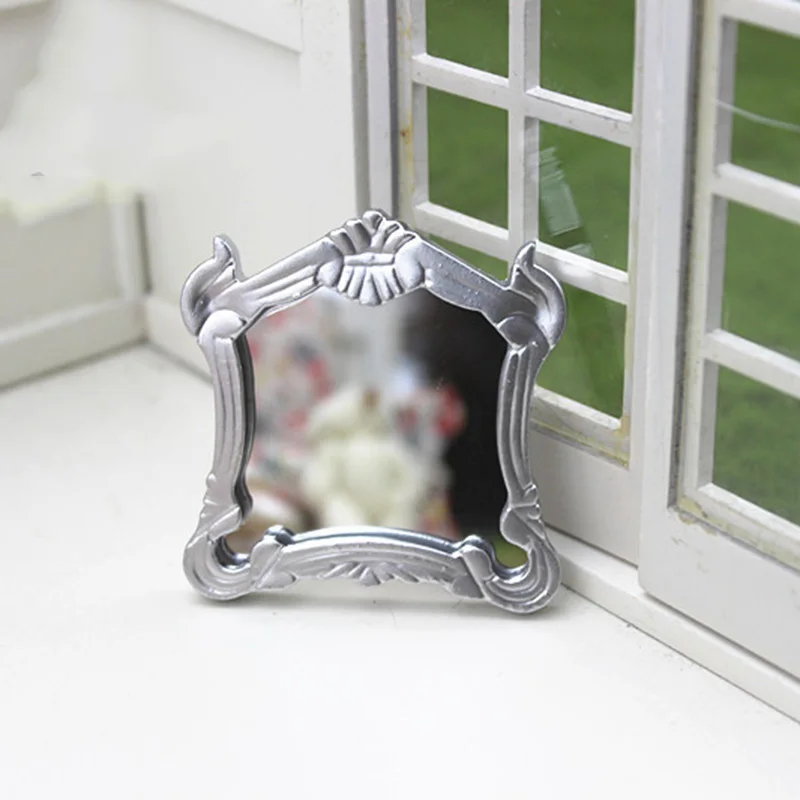 

1/12 Dollhouse Miniature Accessories Mini Resin Hanging Mirror Simulation Furniture Model for Doll House Decoration