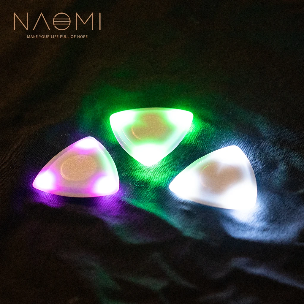 

NAOMI 3 Colors Guitar Picks 1.0mm/0.8mm/0.6mm Thickness Plastic w/ High-sensitivity LED Light For Acoustic/ Electric Guitar Use