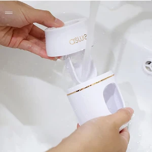 Wikhostar-automatische Zahncremespenserin, Staubbürbsteunterstützung, Wandkreisel, Badezimmerzubehör Set 10 Hauptverkaufs -Badezimmer -Kits - №2