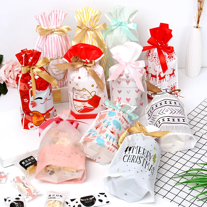 10PCSNew Year Christmas Bag Christmas Gift Bag Candy Cookies Plastic Bag for Packaging Food Gift Drawstring Drawstring Pocket