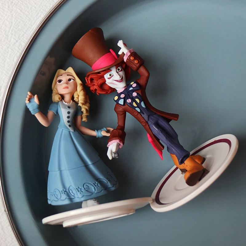 Movie Alice in Wonderland Action Figure Dolls 10cm Mad Hatter Anime Figure Dolls Toys Decoration Model Gifts for Kids Girls