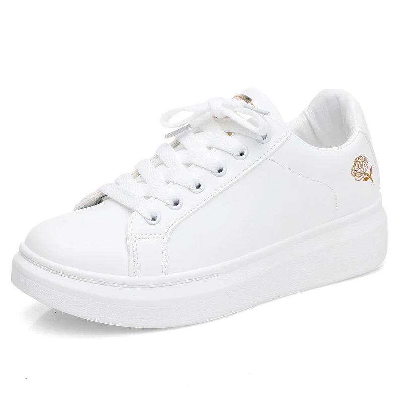 2021 Vrouwen Casual Loopschoenen Nieuwe Lente Vrouwen Schoenen Mode Geborduurde Kleine Witte Sneakers Ademend Bloem Kant-Up