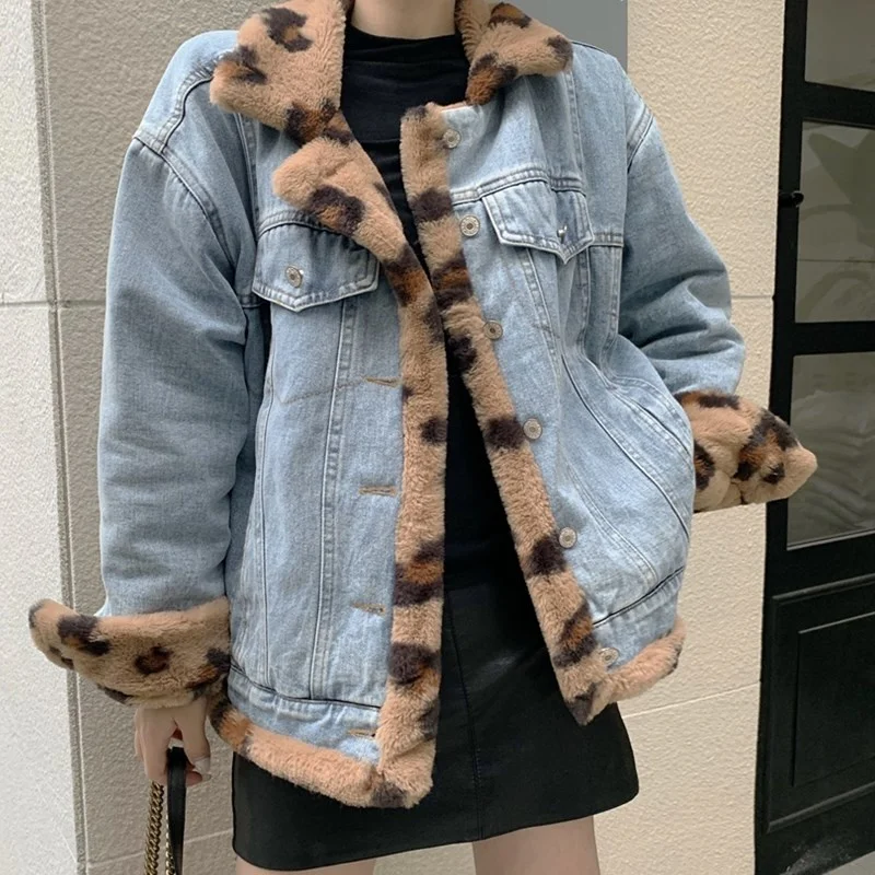 Winter 2021 Women Lambs Wool Coat Multi Pocket Long Sleeves Leopard Warm Jeans Coat Outwear Wide Denim Jacket Reversible Top