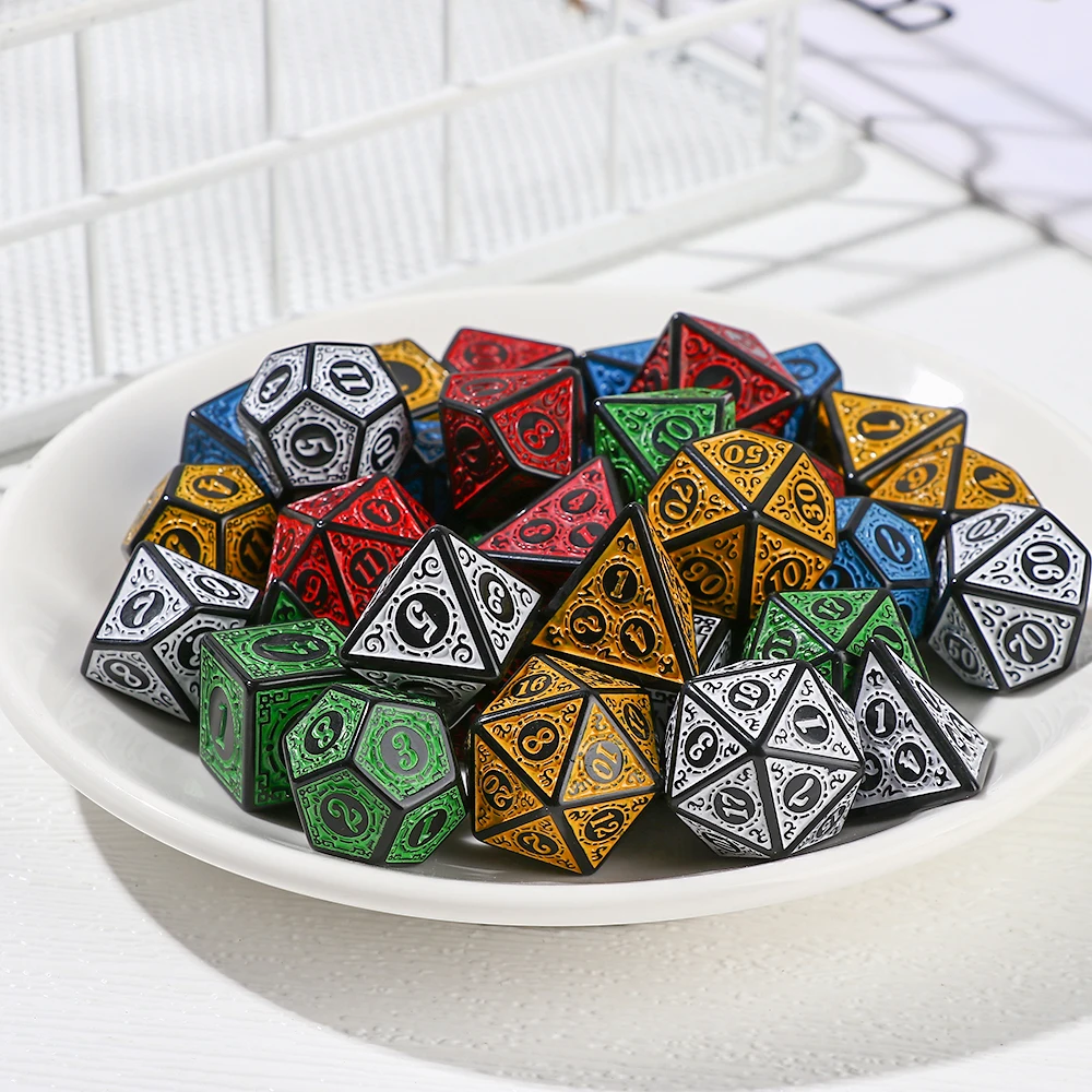 Hot Multi-Sided Polyhedral 7-Die Dice Set Game Dice D4 D6 D8 D10 D12 D20 Iidescent Coloful Dice For RPG DND Game Accessories