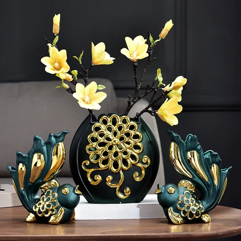 

European Ceramic Goldfish Vase Fake Flower Ornaments Home Livingroom Desktop Furnishing Crafts TV Cabinet Figurines Decoration