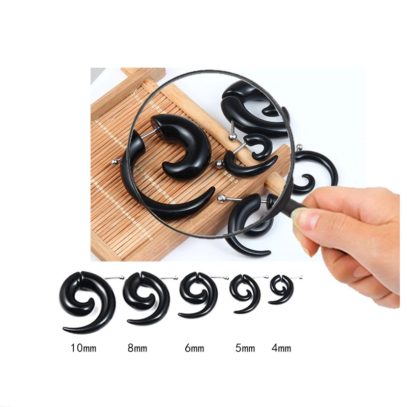 1 piece Punk Acrylic Black Bull Horn Snail Shape Earrings For Men / Women Hip-hop Rock Party Personality Ear Jewelry