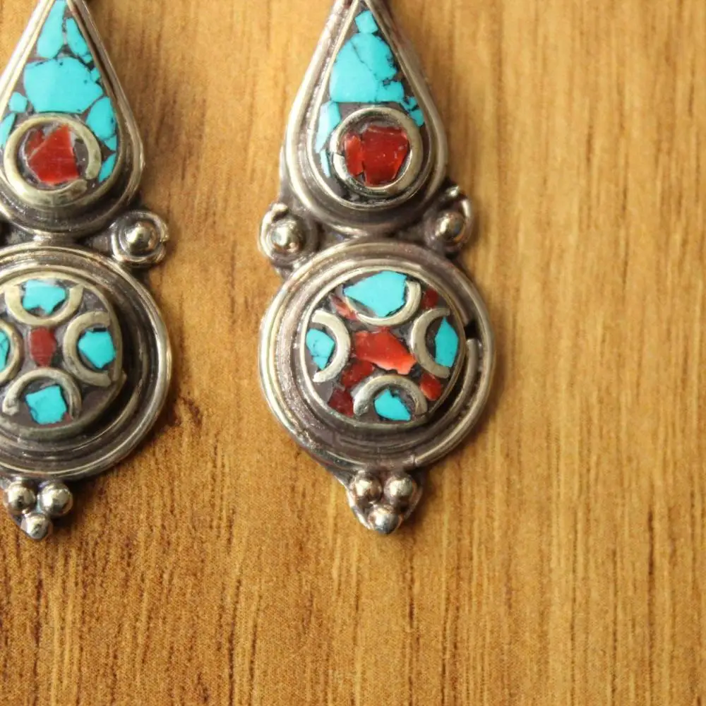 ER179 Nepal Hand Jewelry Tibetan Ethnic Earrings For Lady Vintage Copper Inlaid Turquoises Coral Stone Dangle Earring