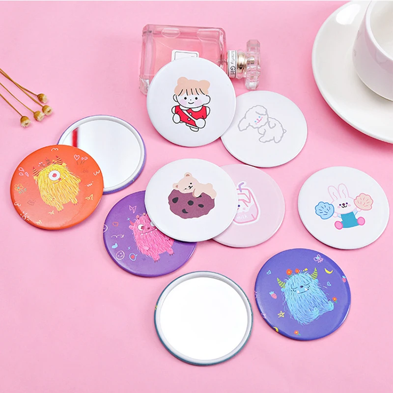 Leuke Mini Koreaanse Versie Van Kleine Spiegel Draagbare Make-Up Spiegel Cartoon Make-upspiegel Pop Accessoires