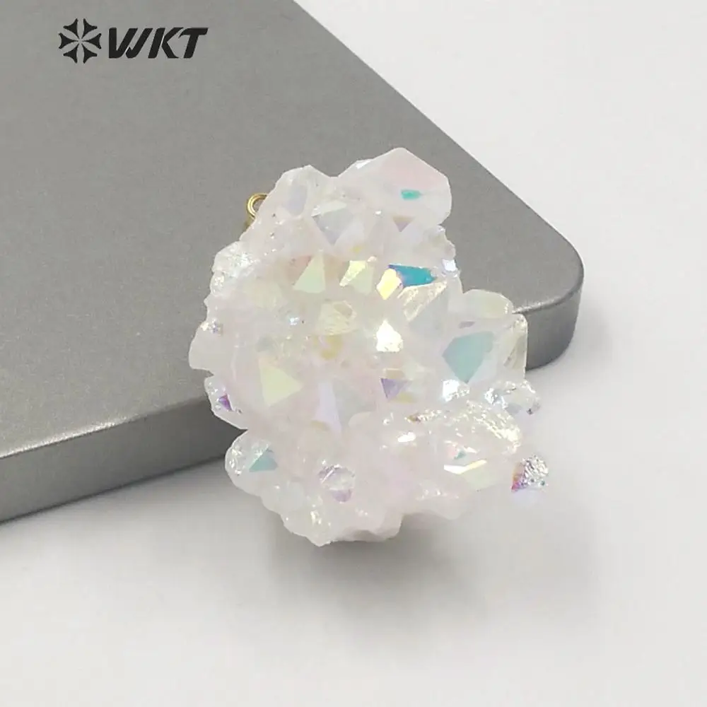 WT-P1561 Wholesale Single Hoop Natural Druzy Cluster Quartz Angel Pendant Amazing Rainbow Aura Stone For Jewelry Making