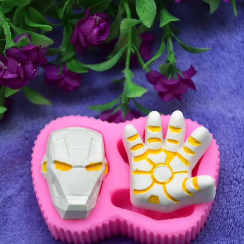 Super Hero Iron Man LOGO Epoxy Resin Silicone Mold for DIY Handmade Ornaments Plaster Candy Jewelry Kids Toys Key Chain Mold