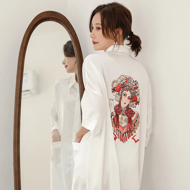 

Young Lady Chinese Beijing Opera Print Nightdress White Turn-down Collar Sleepshirts Summer Faux Silk Nightgown Casual Sleepwear