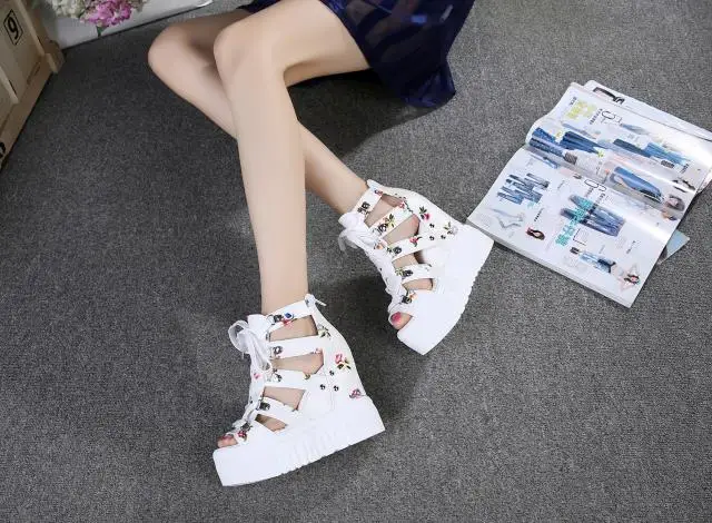 Hot Print Leisure Wedges Women\'s Shoes 2021 new Summer Shoes Women Sandals Platform Shoelaces High Heels Casual Shoes Woman