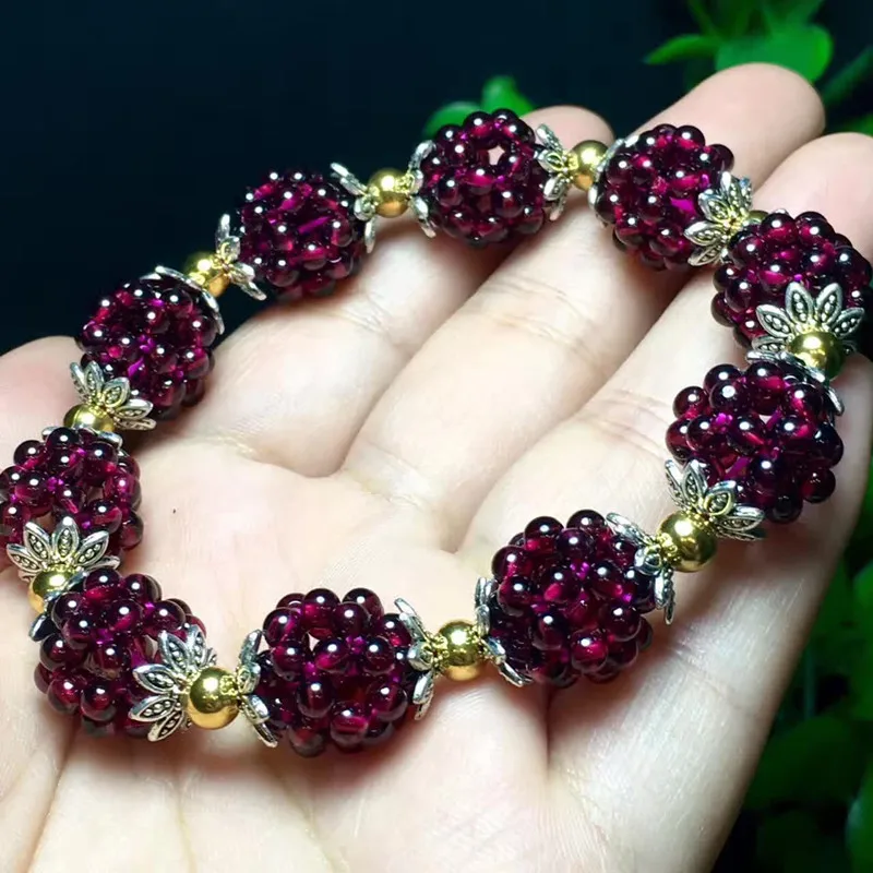Female Natural Garnet Bracelet Grape Loose Stone Bracelet for Woman Wine Red Bead Charm Excellent Bracelet Fashion Jewelry