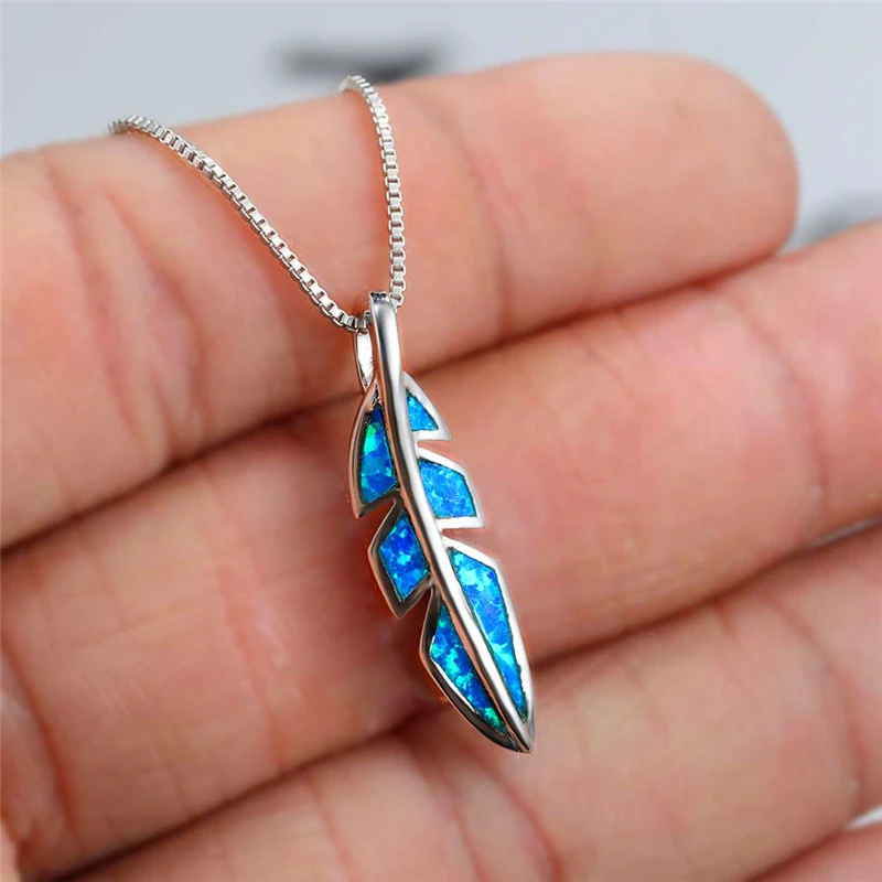 

2025 Fashion Leaf Feather Pendant Necklace for Women Statement Wedding Jewelry Gift Vintage Women Blue Imitation Opal Necklace