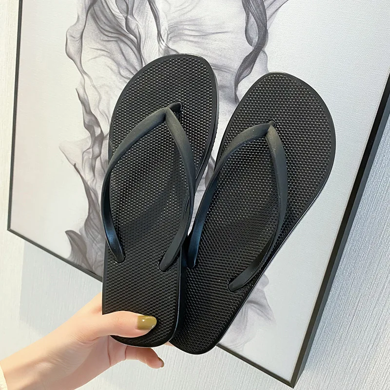 Women Summer Slippers Soft PVC Couples Beach Flip Flops Solid Color Slip-on Shoes Female Male Fashion Slides Footwear