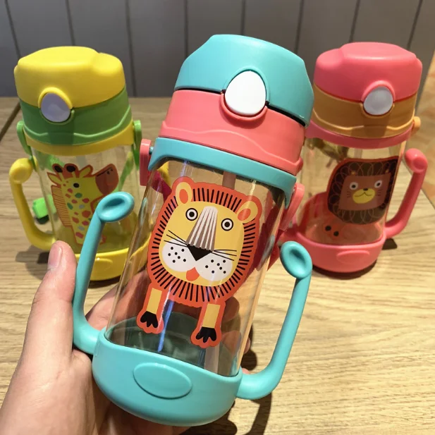 

Kids Children Cartoon Animal School Drinking Water Straw Bottle Straw Sippy Baby Cup With Shoulder Strap 400ml