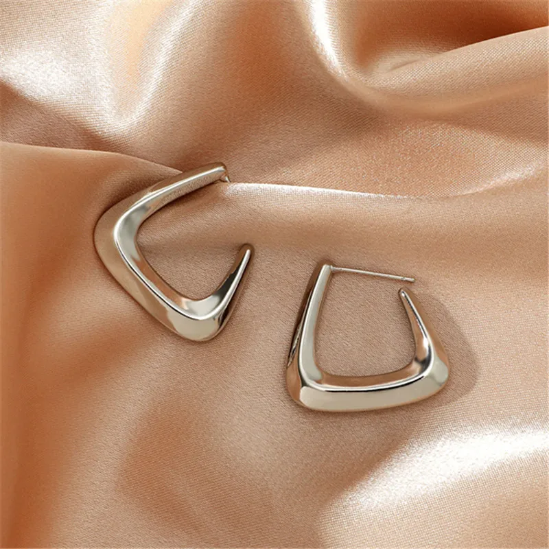 MANGOSKY Wholesale Hoop Earring Irregular Geometry C Shape Earrings