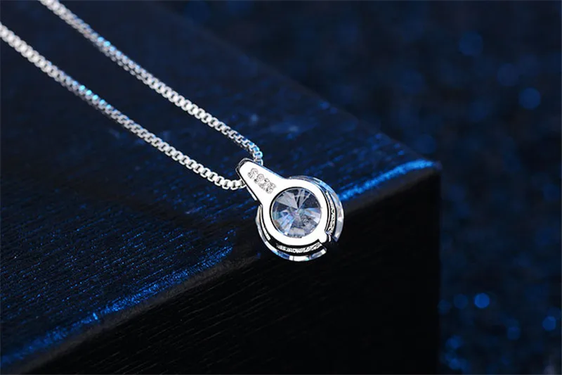 Bright Crystal Round Pendant Necklace Girls Clavicle Accessories Fashion Lady Necklace Silver 925 Chain Clavicle Bijou Princess