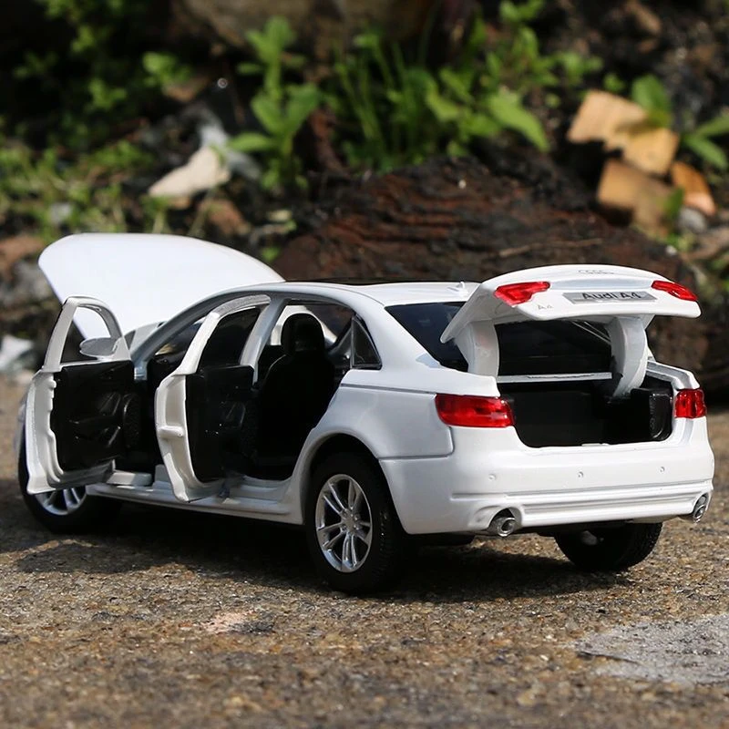 1:32 AUDI A4 Alloy Car Model Diecasts & Toy Vehicles Metal Car Model Simulation Collection Sound and Light Childrens Toy Gift