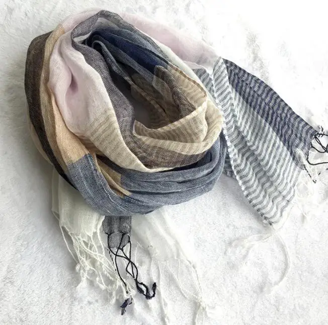 Spring And Summer New Linen Plaid Scarf Long Beach Outdoor Tourism Sunscreen Shawl Women Linen Scarf Wholesale And Retail