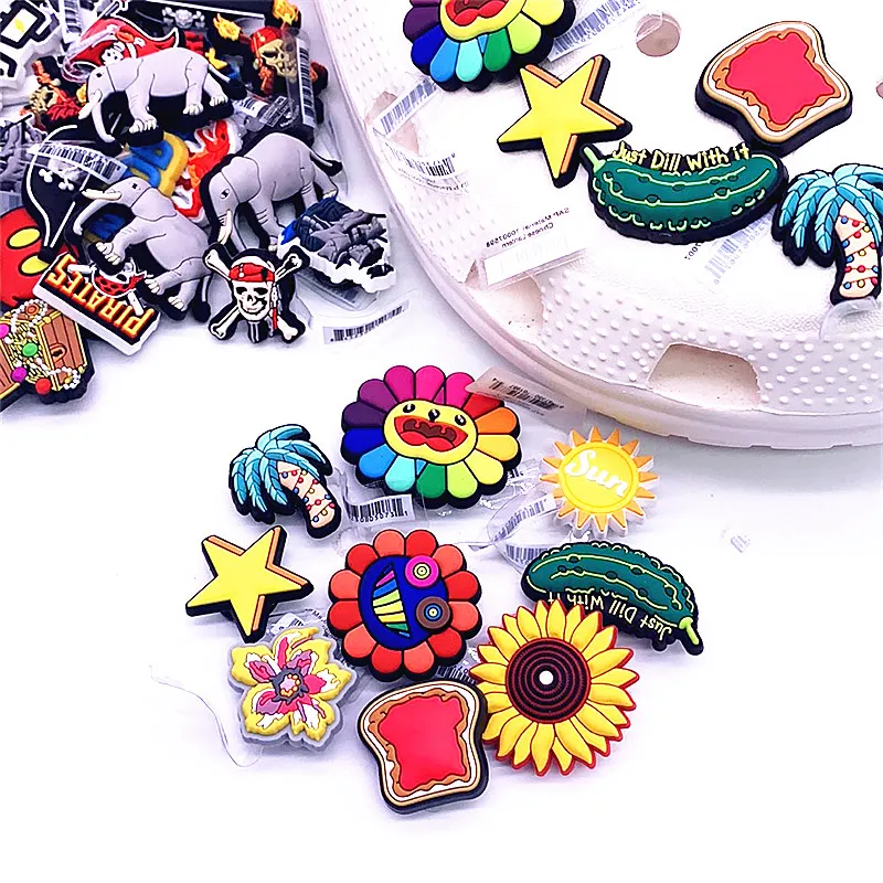 Dropshipping Cartoon Sunflower Shoe Charms PVC Stars Sun Cucumber Deaigner Sandals Accessories for Kids Party Gifts