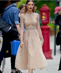 Customized Beaded Rhinestone Tulle Prom Dresses 2020 Long Sleeves Jewel Neck Celebrity Party Gowns Backless Vestidos