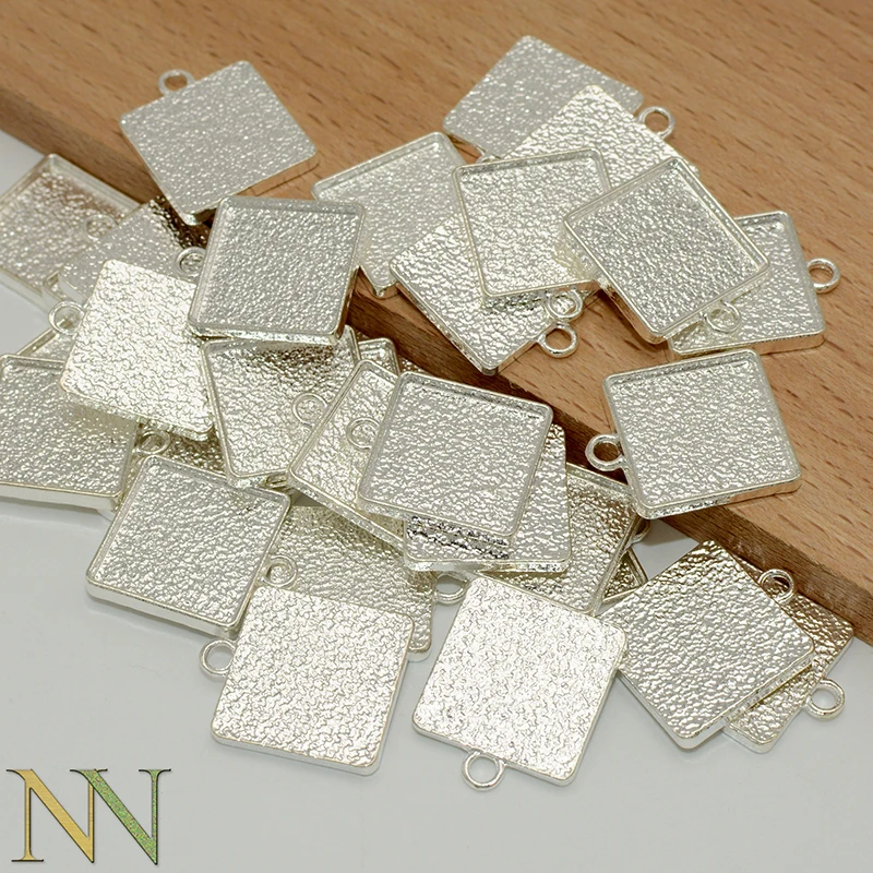 100 قطعة-12 مللي متر ، 16 مللي متر ، 20 مللي متر مربع الحافة الإعداد ، مربع كابوشون قاعدة ، مربع قلادة صينية القرط الفراغات لصنع المجوهرات