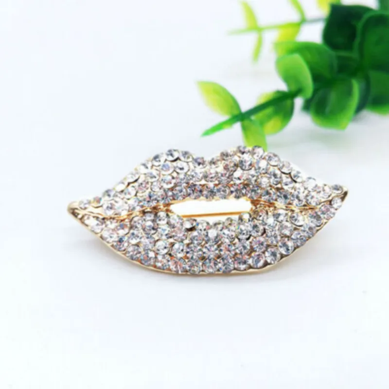 Red Rhinestone Lips Brooches For Women Fashion Sexy Mouth Brooch Pin Shining Fashion Jewelry Gift