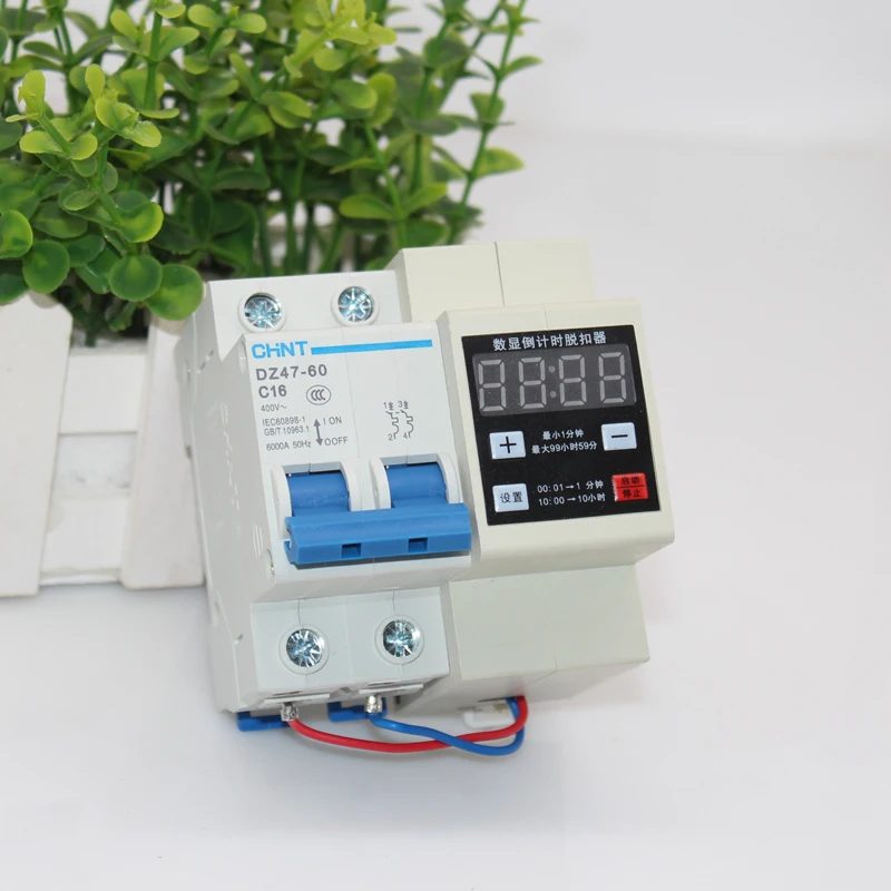 10A 16A 20A 25A 32A 63A Circuit Breaker ฟังก์ชั่นดิจิตอลจอแสดงผลปรับสวิทช์จับเวลานับถอยหลัง Trip Delay Module