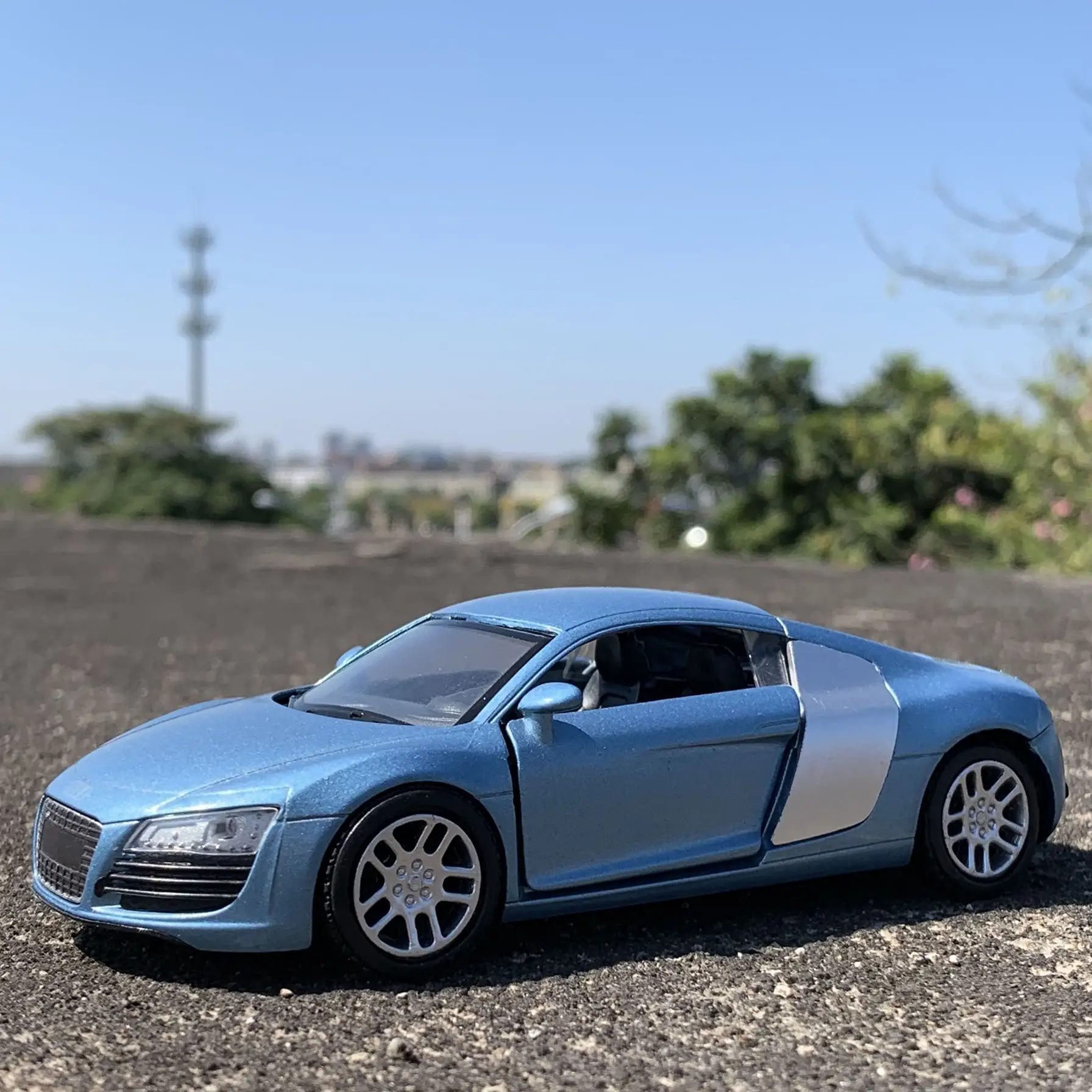 

1:32 Alloy Model Car For Audi R8 14cm Long