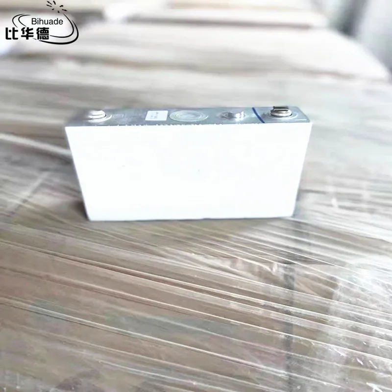 LiFePO4 전원 75AH 3.2V 45*173*120mm, 야외 장착, 전기 지게차, RV 에너지 저장, 온보드 포트에 적합