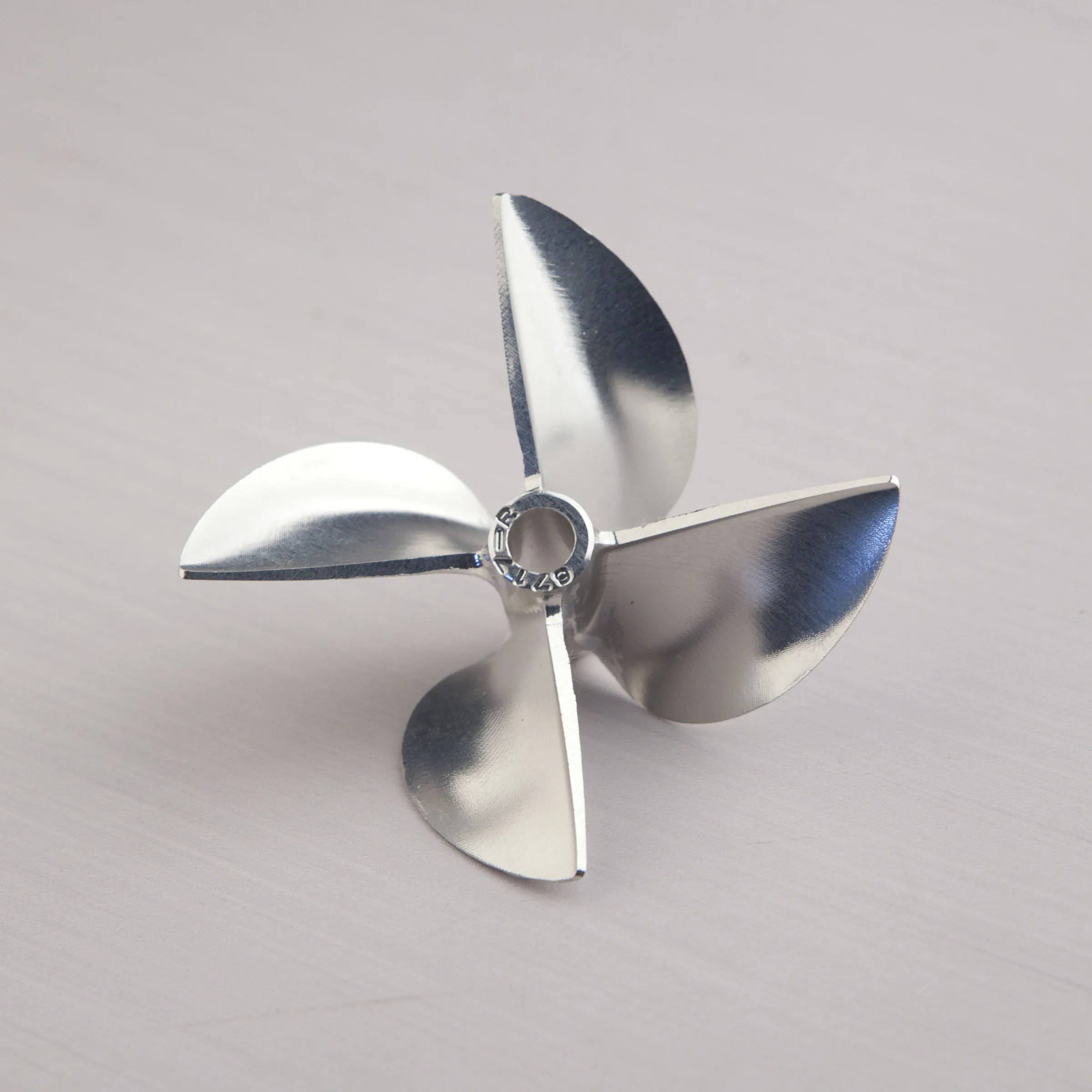 TFL Hobby CNC Diameter=67mm 7075 Alloy 4-Blade Propeller Pitch=1.7 Aperture=6.35mm Height=24.5mm for RC Catamaran Boat CAT