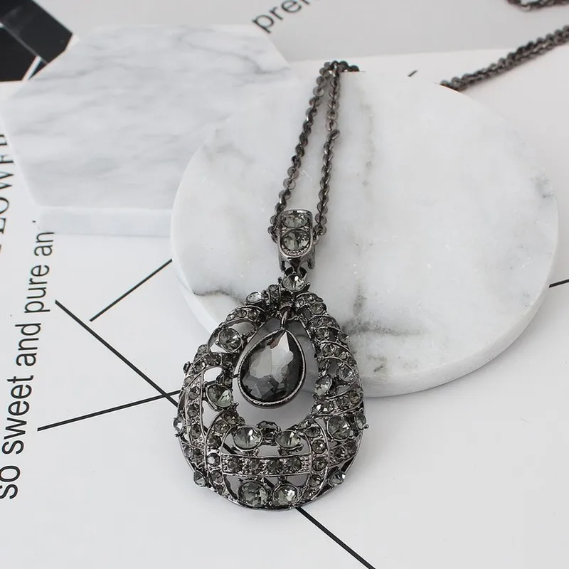 2020 New Simple Water Drop Crystal Long Necklace Women Fashion Joker Sweater Chain Kpop Big Name Neck Accessories