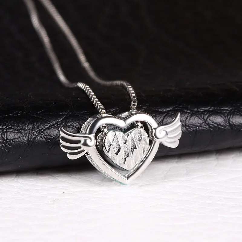 

Heart Shaped Wing Pendant Necklace Female S925 Sterling Silver Fashion Simple Love Angel Clavicle Chain Jewelry