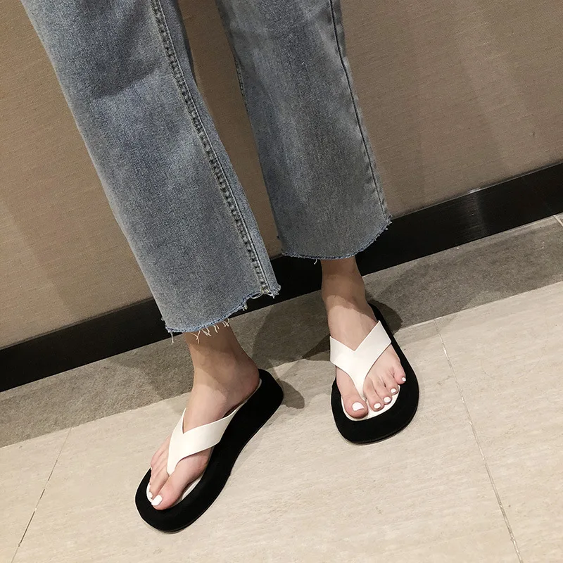 women famous designer clip toe slippers ladis platform jandal slides beach shoes black/white mixed color thick bottom flip flops