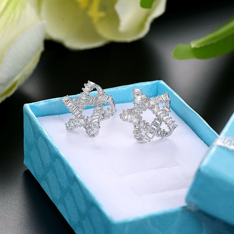 

Hot sale Exquisite zircon crystal star Fashion stud ear ladies accessories woman earrings Christmas Valentine's Day wedding gift