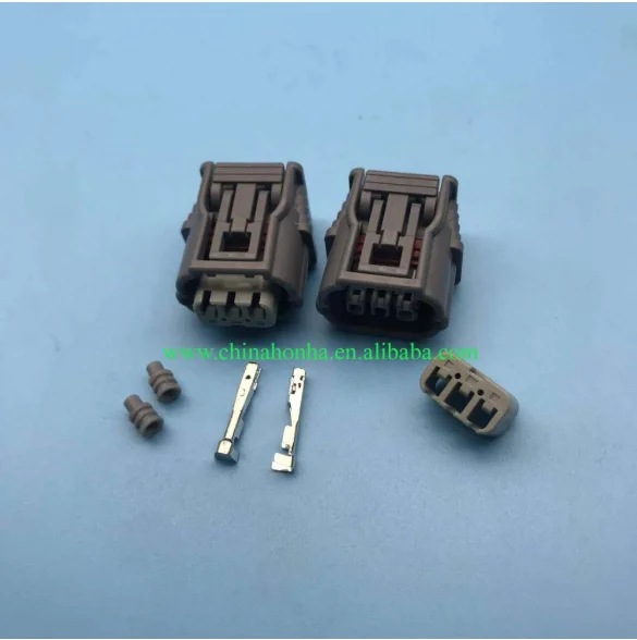 

Free shipping shipping 5/10/20/50/100 pcs 3-pin gray car connector 6189-7058 61897058 with wire or without wire