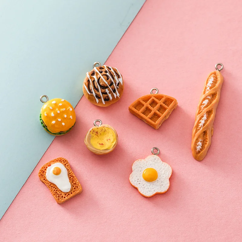 Lote de 10 piezas de abalorios de resina para tarta de huevo, hamburguesa, parche para joyería, colgante de comida simulada, accesorio para llavero P154