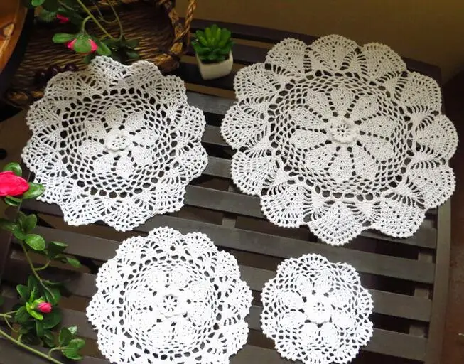 3Sizes Round Design Cotton 3d Flower Table Cltoh Placemats Handmade Crochet Doily Pad Christmas Kitchen Decoration Tableware Mat