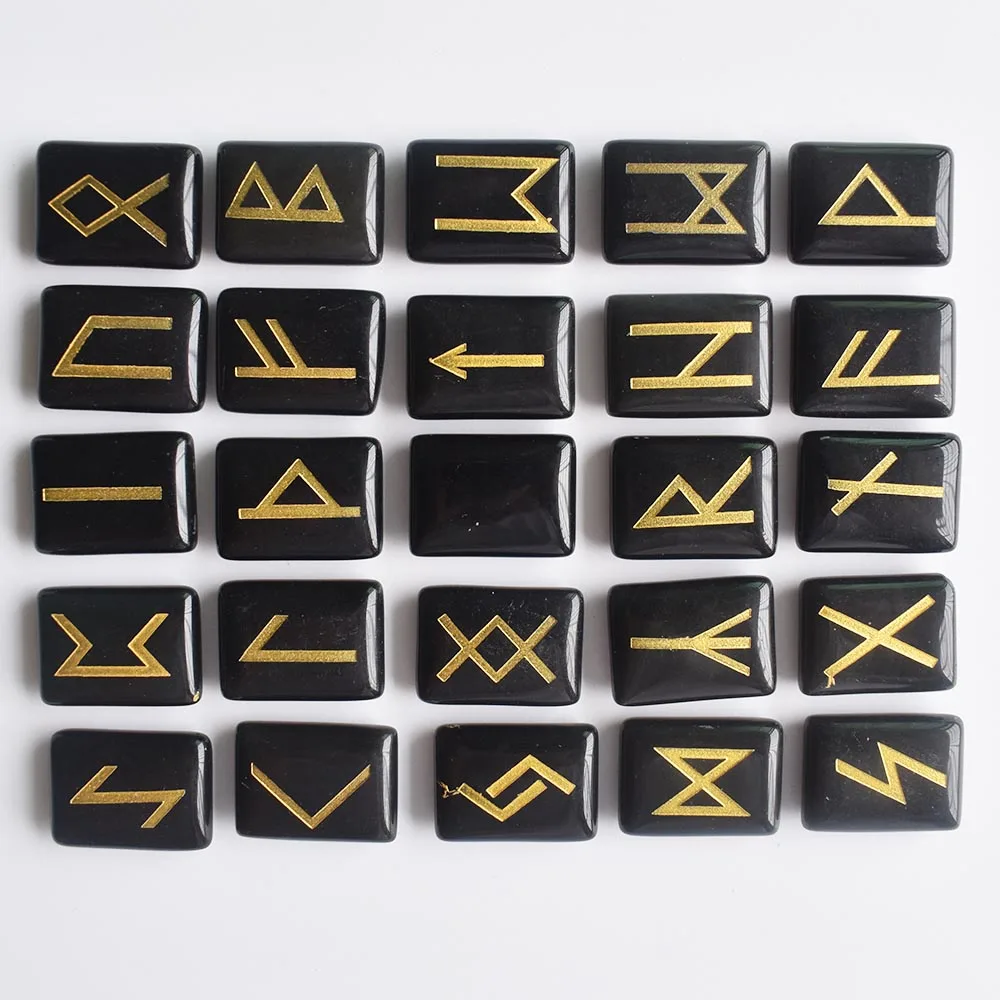 Großhandel 25 Stück/Set Natürlicher schwarzer Onyx Wikinger-Runen-Amulett-Set Reiki-Heilkristalle Wahrsagerei Getrommelte rechteckige Steine gratis – Detail 1