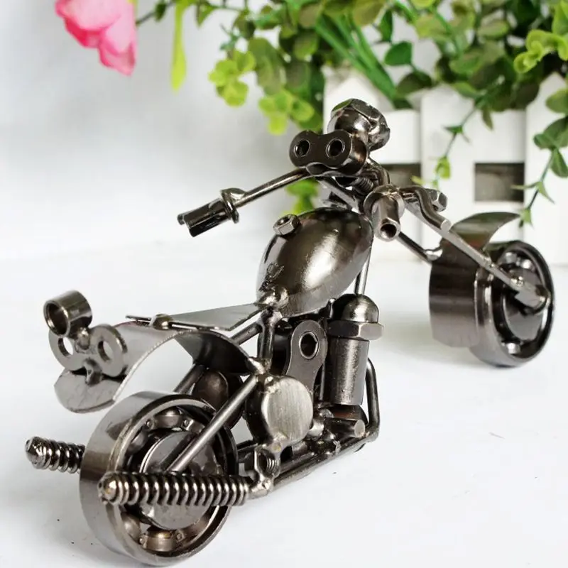 Motorcycle Model Retro Motor Figurine Metal iron crafts Decoration Handmade Iron Motorbike Prop Vintage Home Decor Kid Toy
