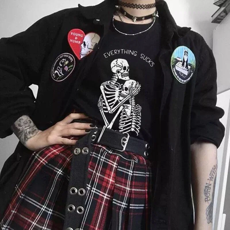 

seaport YF Skull Women Tee Print Ulzzang Tees Casual Loose Harajuku Letter Gothic Tops Hip-hop Streetwear Dark Vintage Women Tee