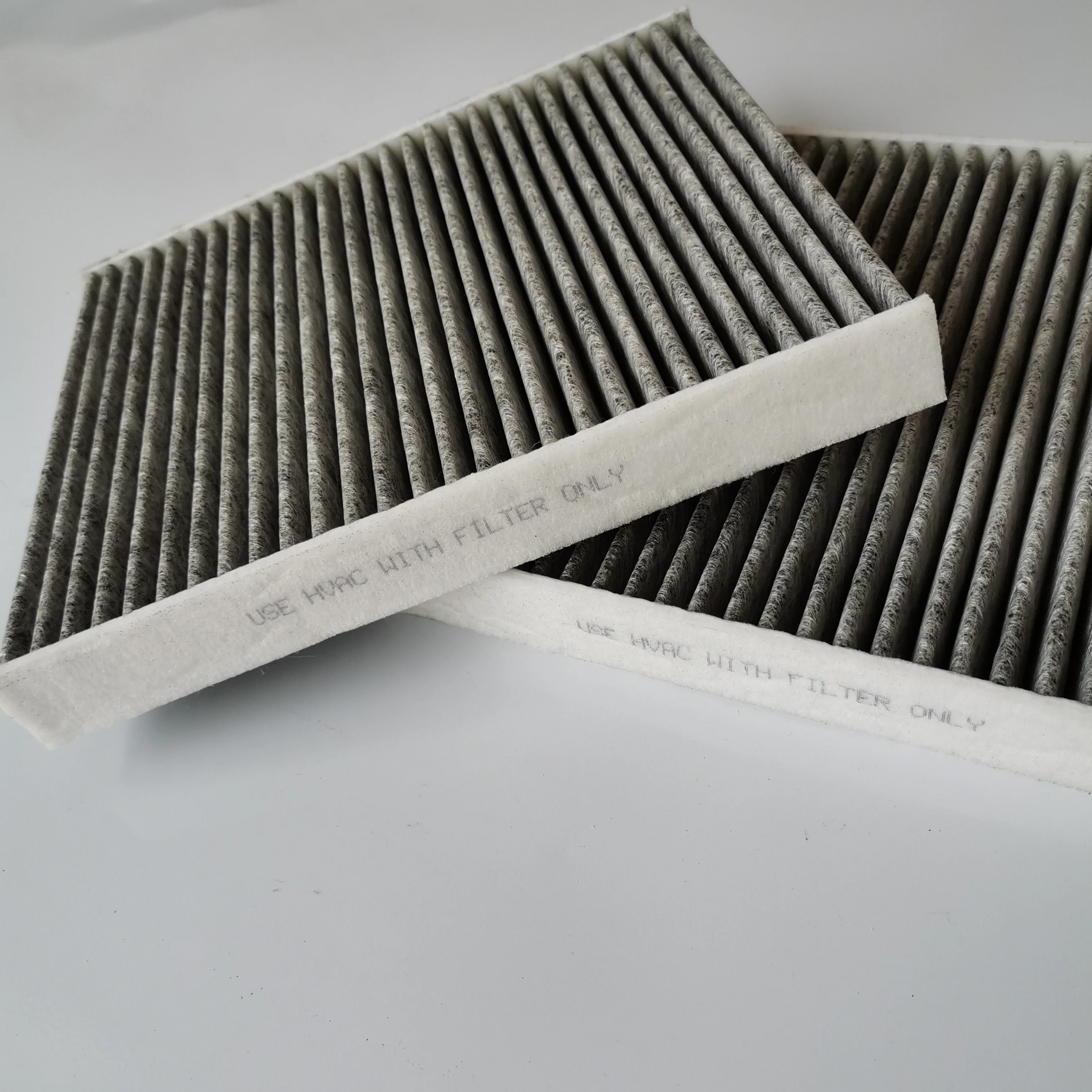 Air conditioner filter is suitable for 2010-2019 BMW 1 series, 2 series, 3 series, 4 series, 5 series, 6 series, 7 series X1-X6